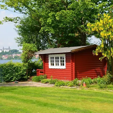 Himmelsstuebchen Und Gartenstuebchen * Plön