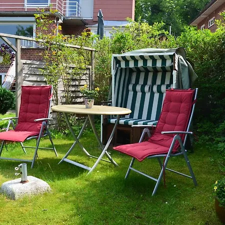 Himmelsstuebchen Und Gartenstuebchen דירה Plön