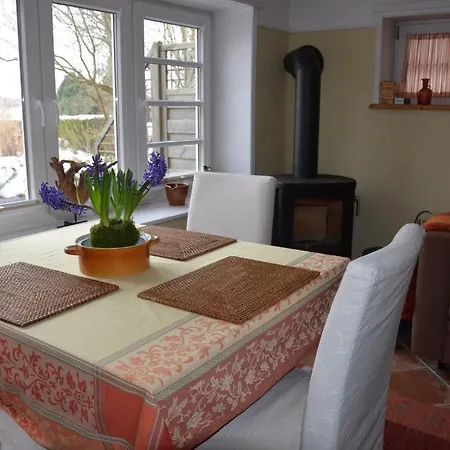 Himmelsstuebchen Und Gartenstuebchen * Plön