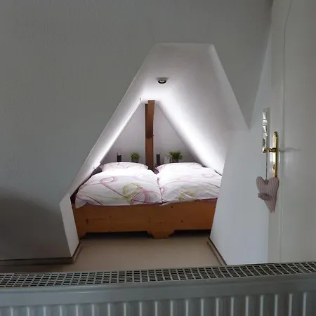 Himmelsstuebchen Und Gartenstuebchen *